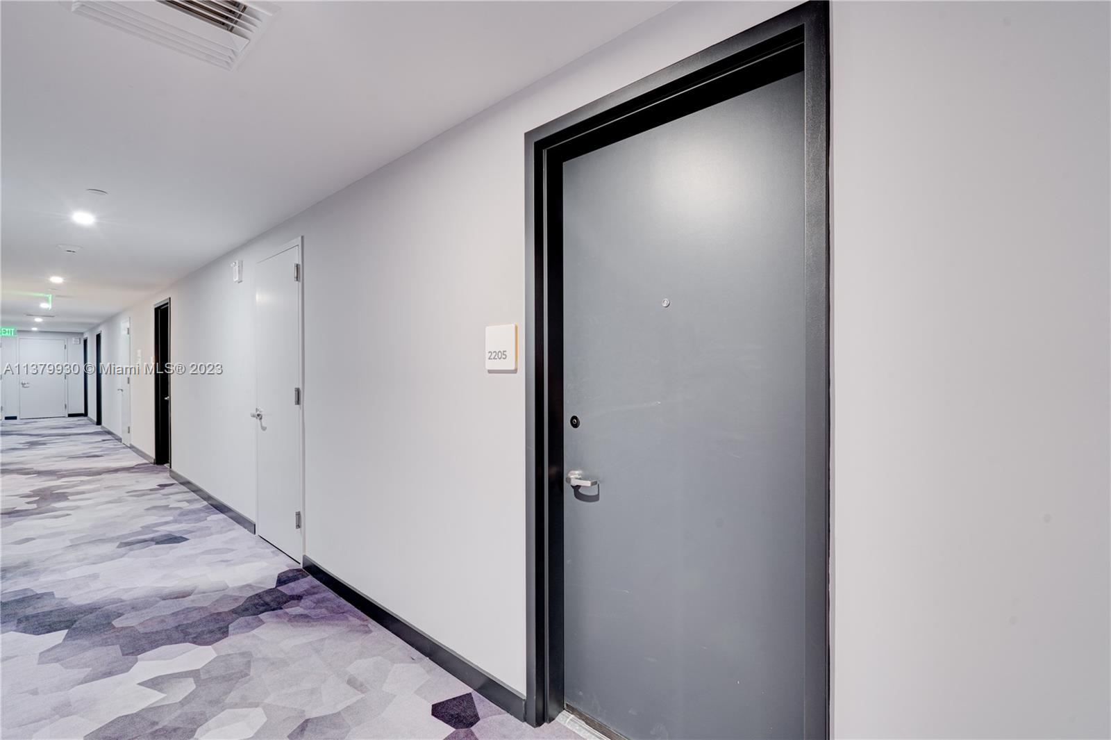 YotelPad Miami - Residential