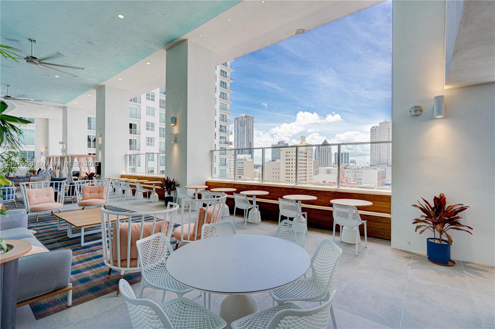 YotelPad Miami - Residential