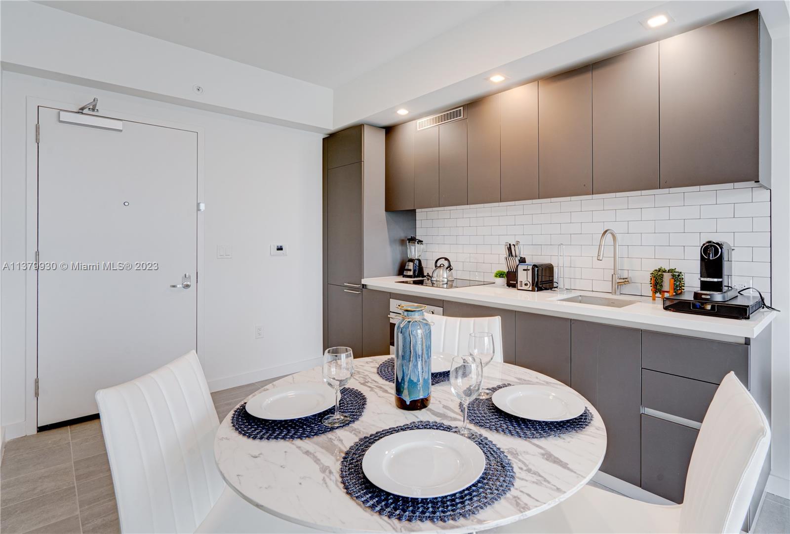 YotelPad Miami - Residential