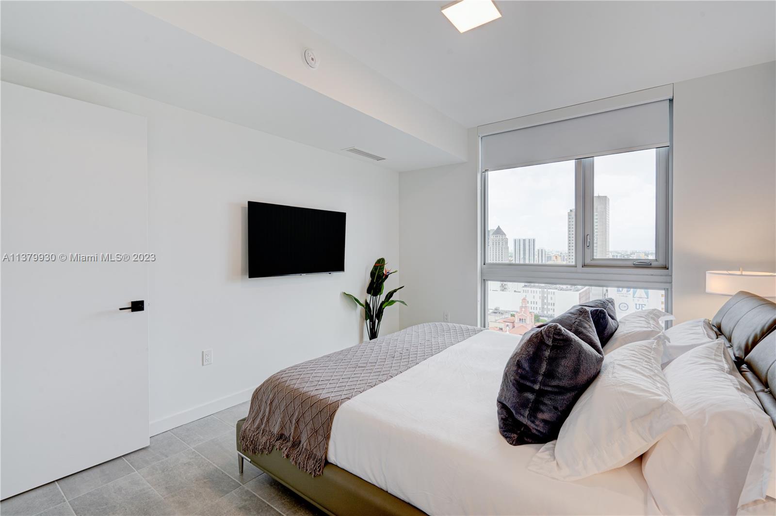 YotelPad Miami - Residential