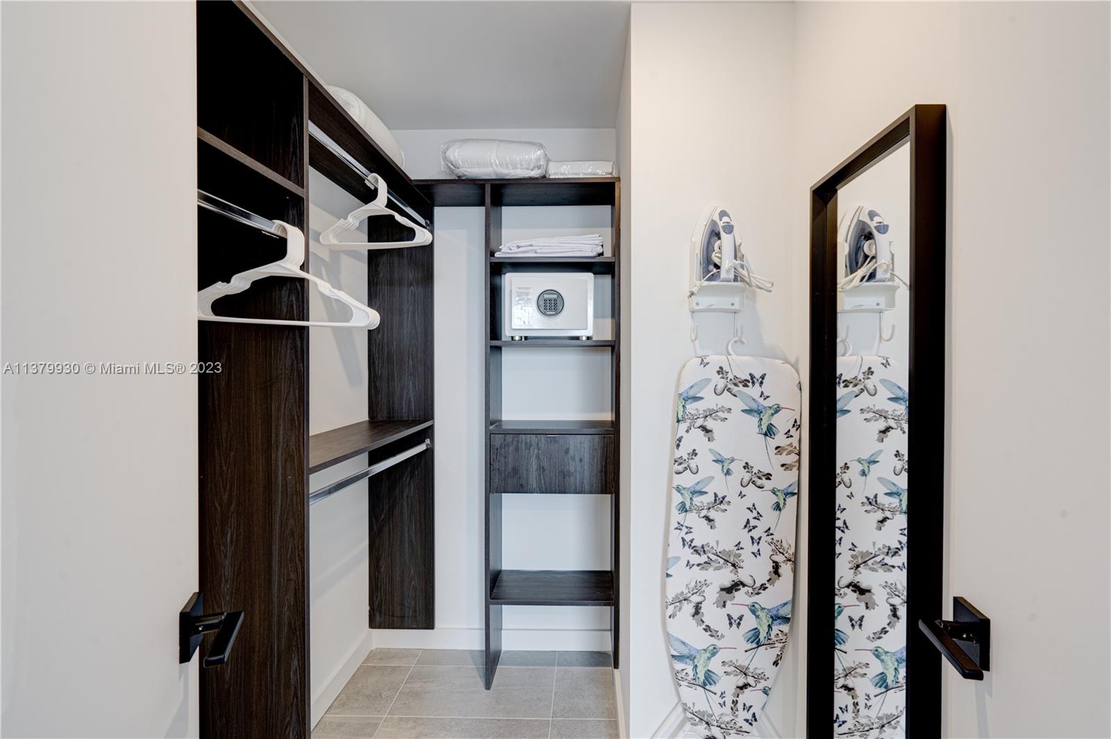 YotelPad Miami - Residential