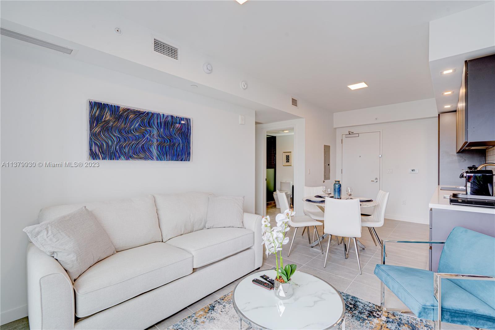 YotelPad Miami - Residential