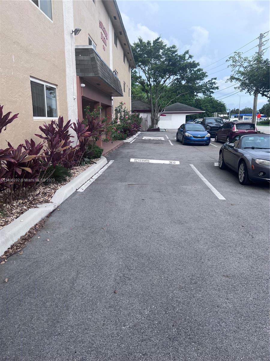 SUZANNE PLAZA CONDO - Residential Lease