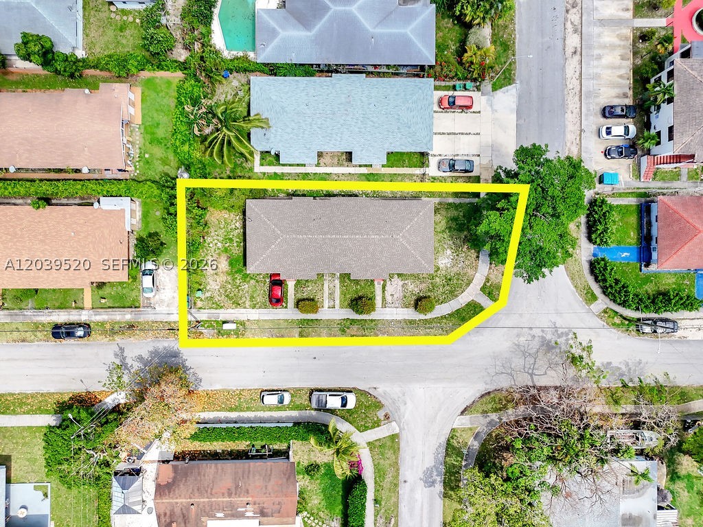 BISCAYNE SHORES CORR PLAT - Residential Income