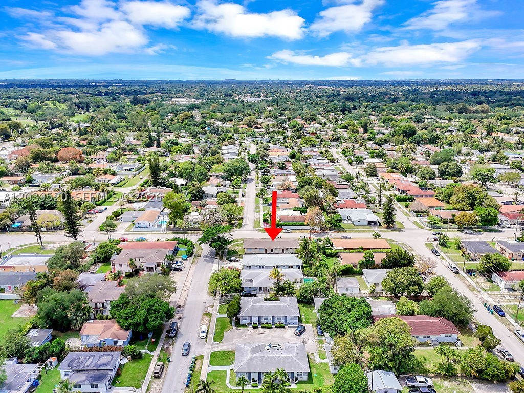 BISCAYNE SHORES CORR PLAT - Residential Income