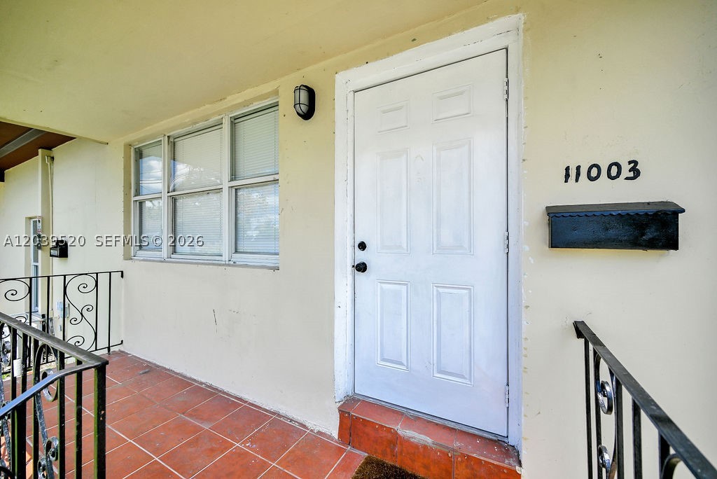 BISCAYNE SHORES CORR PLAT - Residential Income