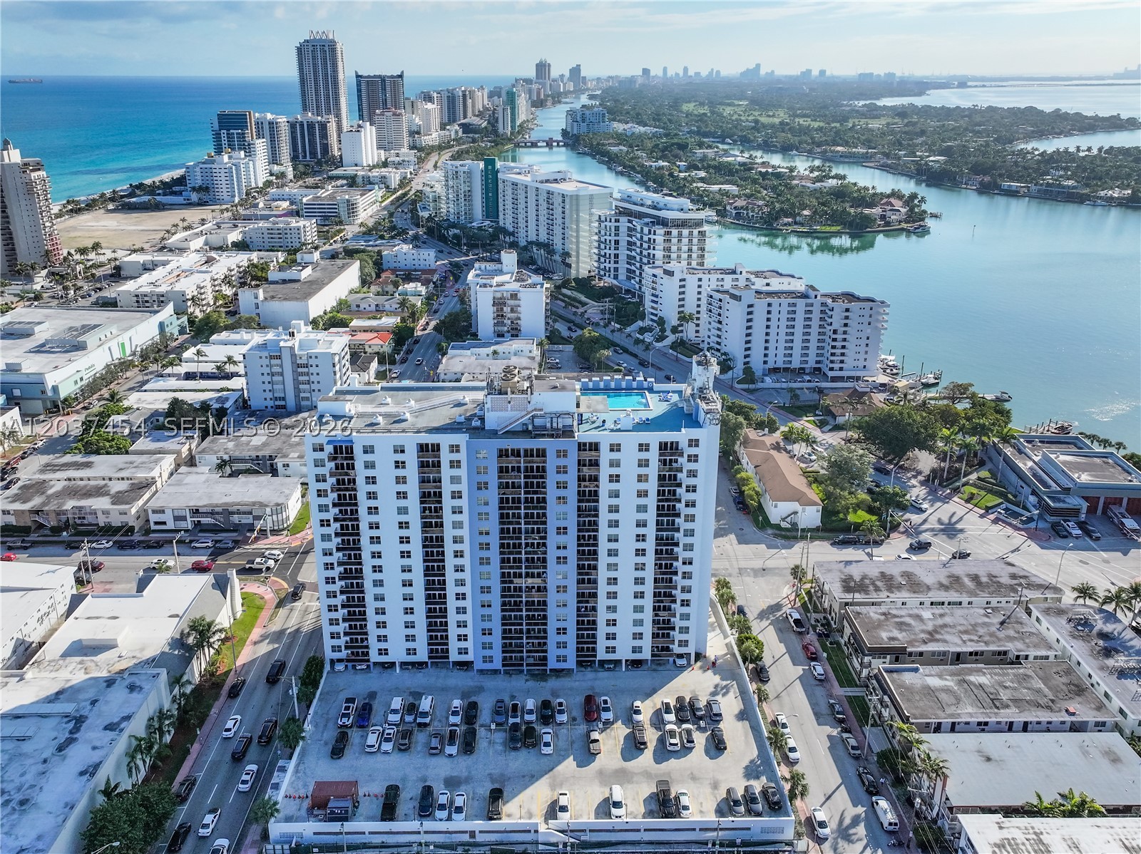 401 BLU OF NORTH BEACH CO - Residential
