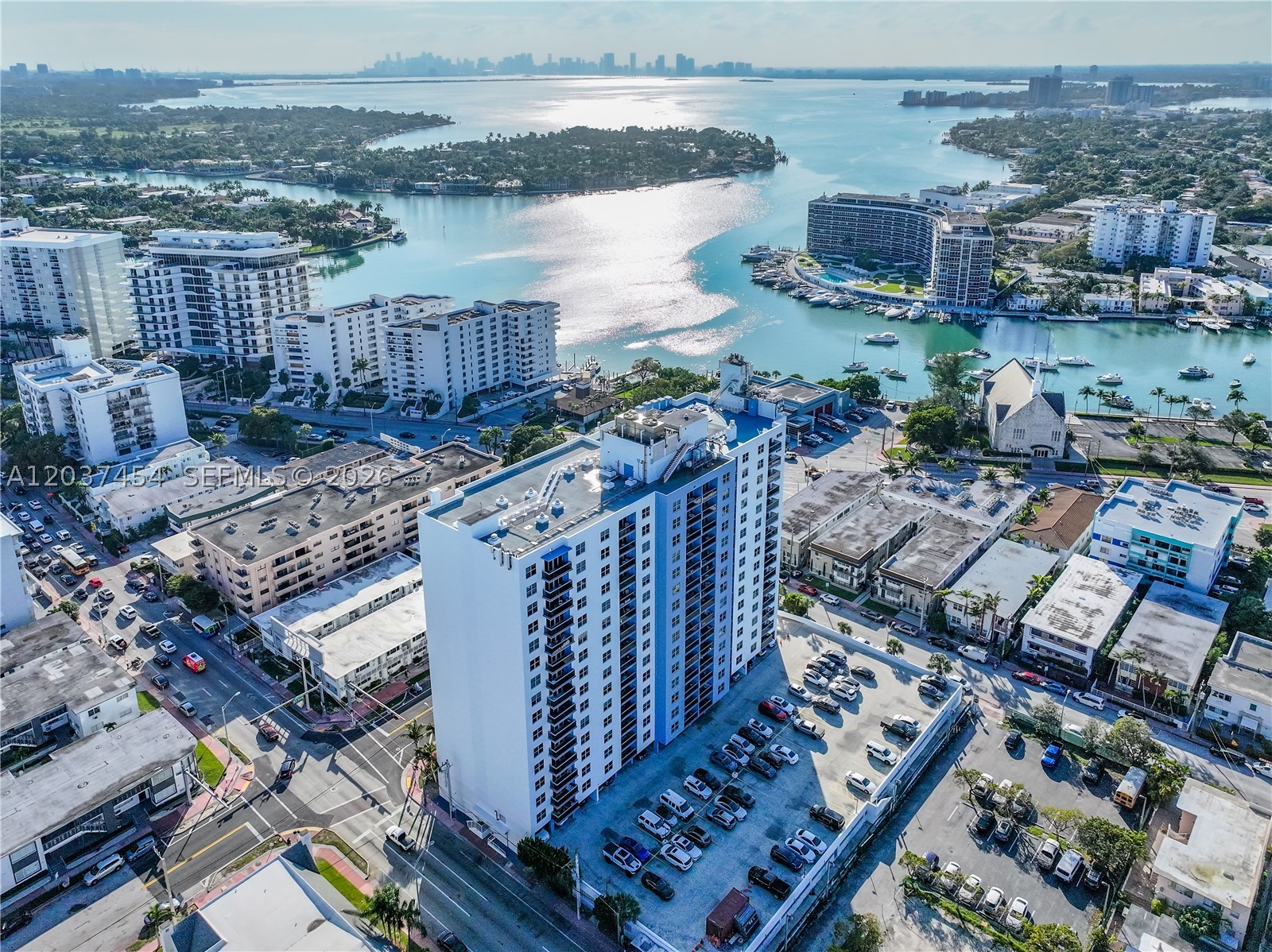 401 BLU OF NORTH BEACH CO - Residential