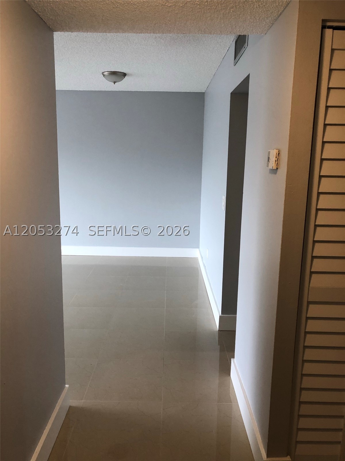 KINGS CREEK SO CONDO - Residential Lease