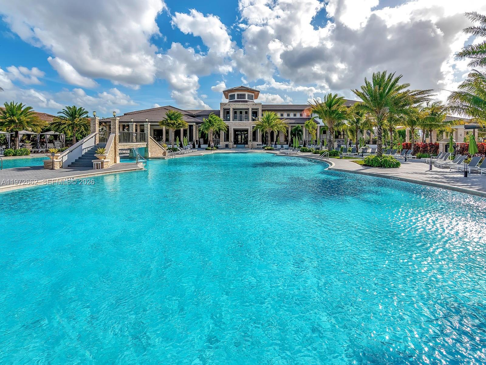HIGHLAND AT PARK CENTRAL - Residential