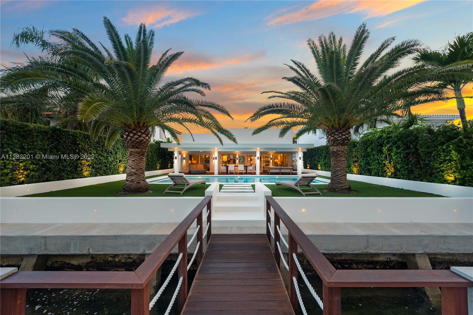 BISCAYNE BEACH-2ND ADDN - Residential