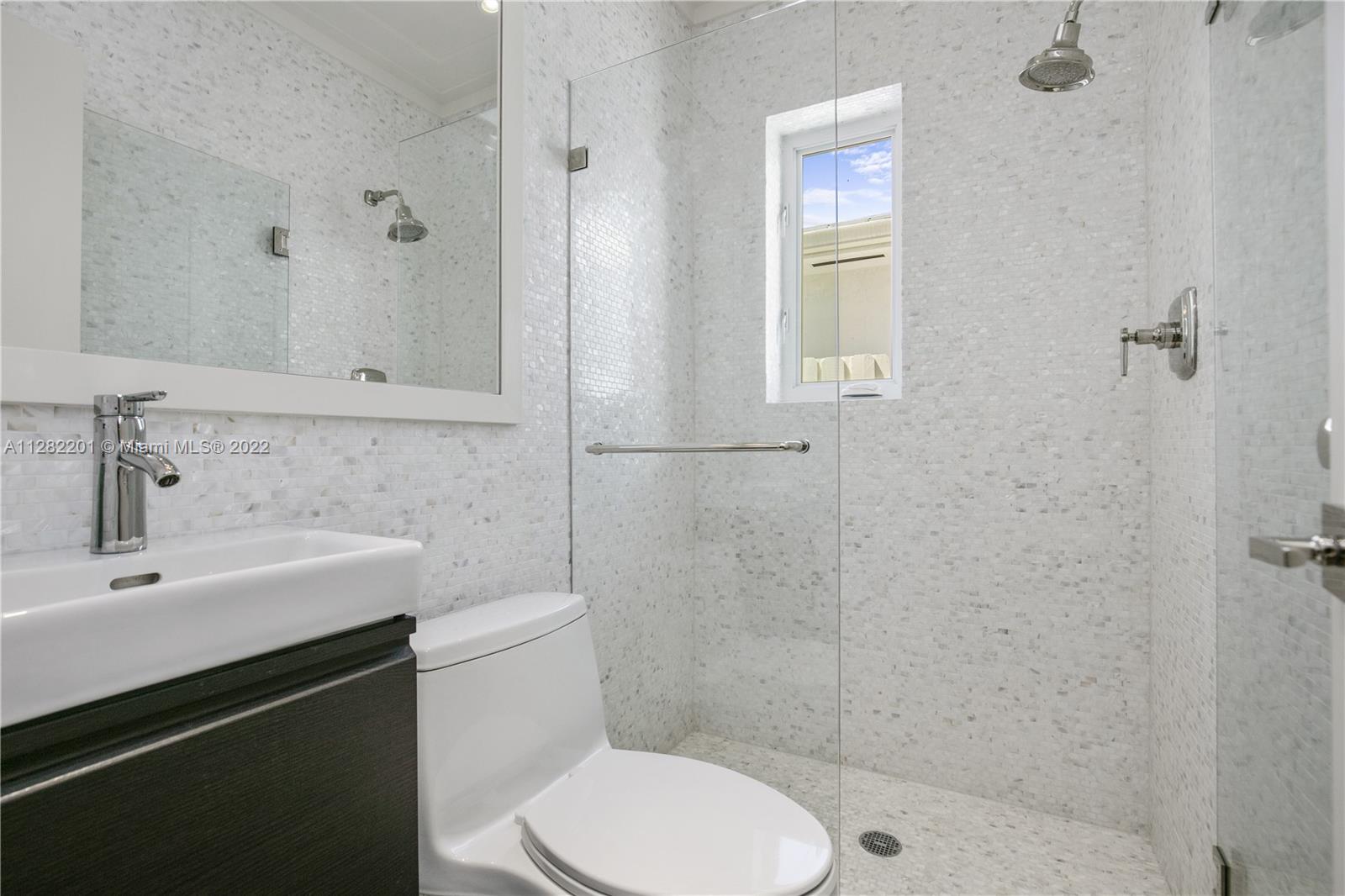 BISCAYNE BEACH-2ND ADDN - Residential