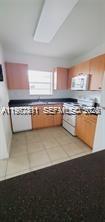 TOWNHOUSES OF PLANTATION - Residential