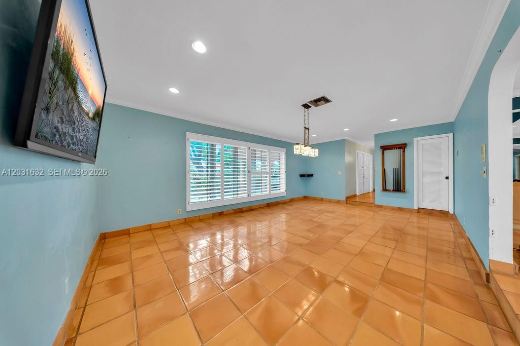 JACARANDA AREA 12-C - Residential