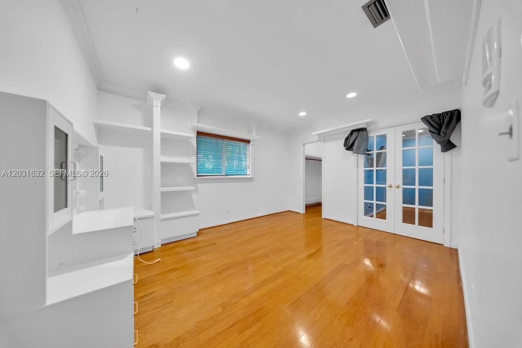 JACARANDA AREA 12-C - Residential