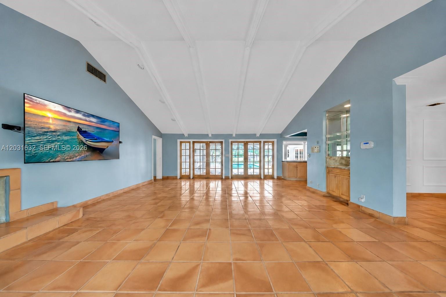 JACARANDA AREA 12-C - Residential