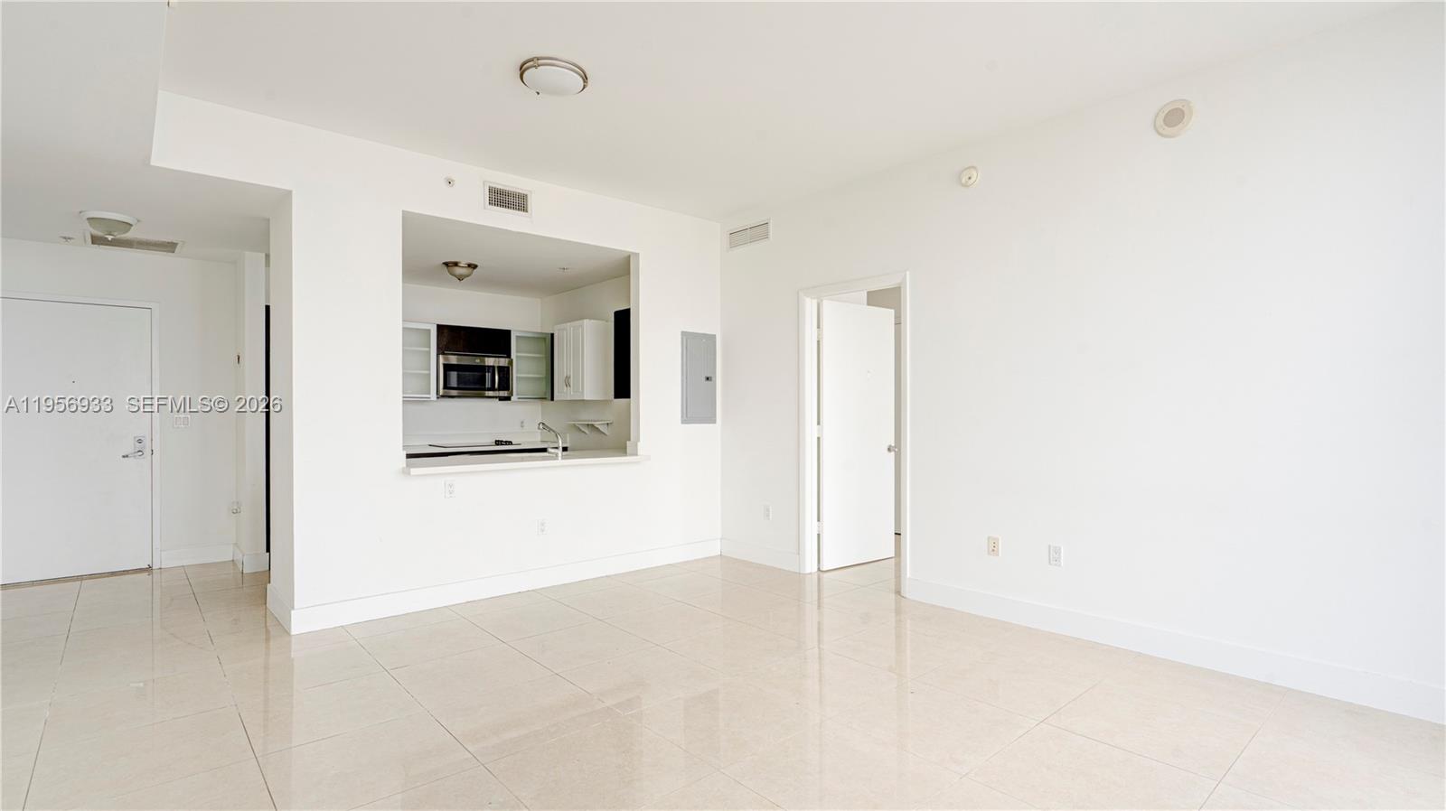 IVY CONDO - Residential