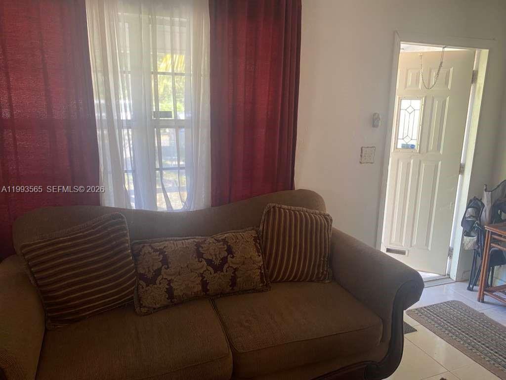 NORTH PALM BCH 4 - Residential