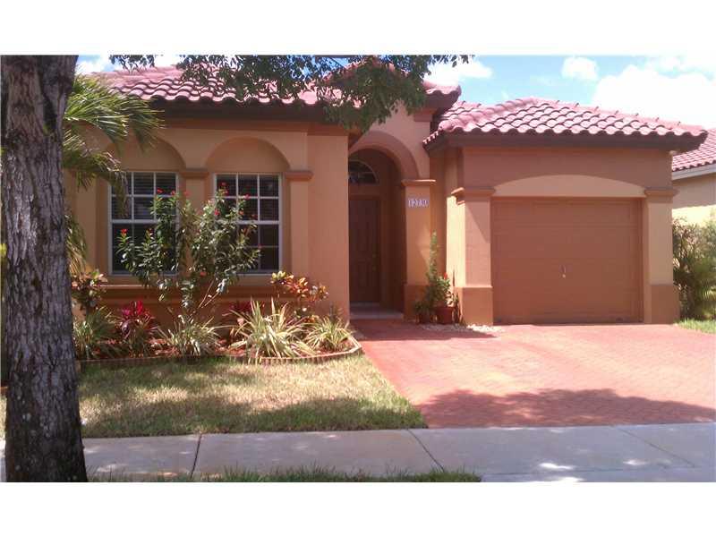 SOMERSET II SOUTH 163-46 - Residential Lease