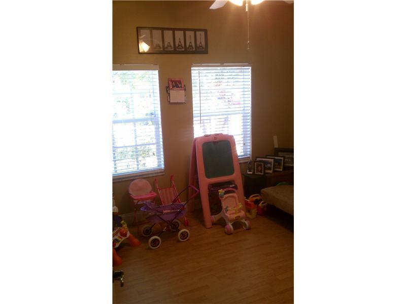 SOMERSET II SOUTH 163-46 - Residential Lease