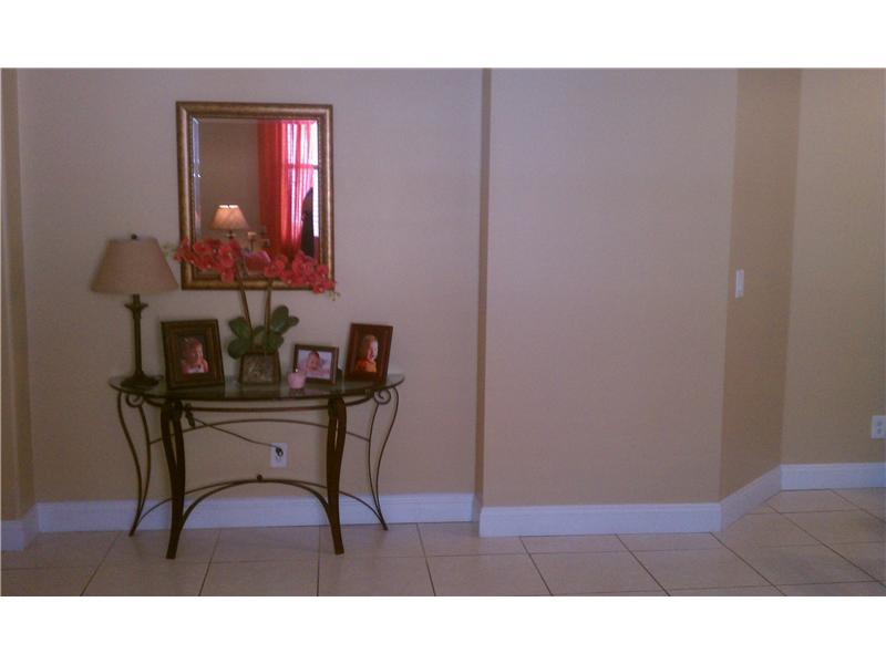 SOMERSET II SOUTH 163-46 - Residential Lease