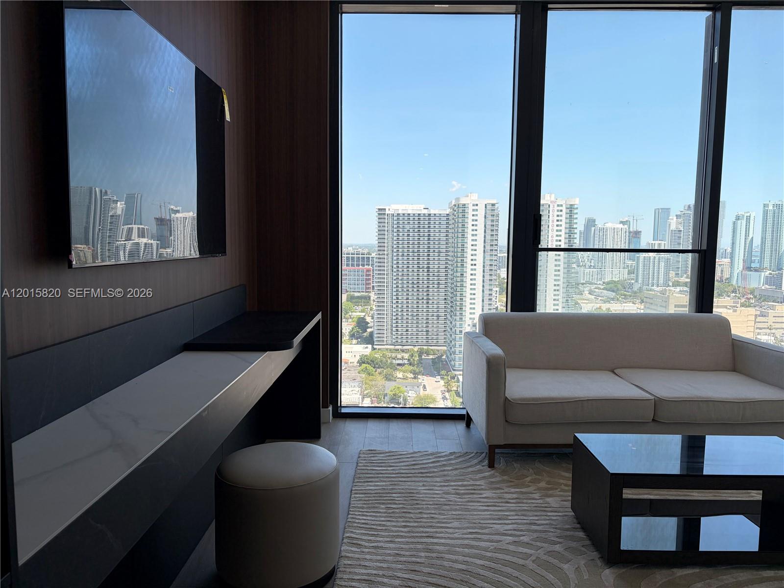 ELEVEN HOTEL AND RESIDENC - Residential