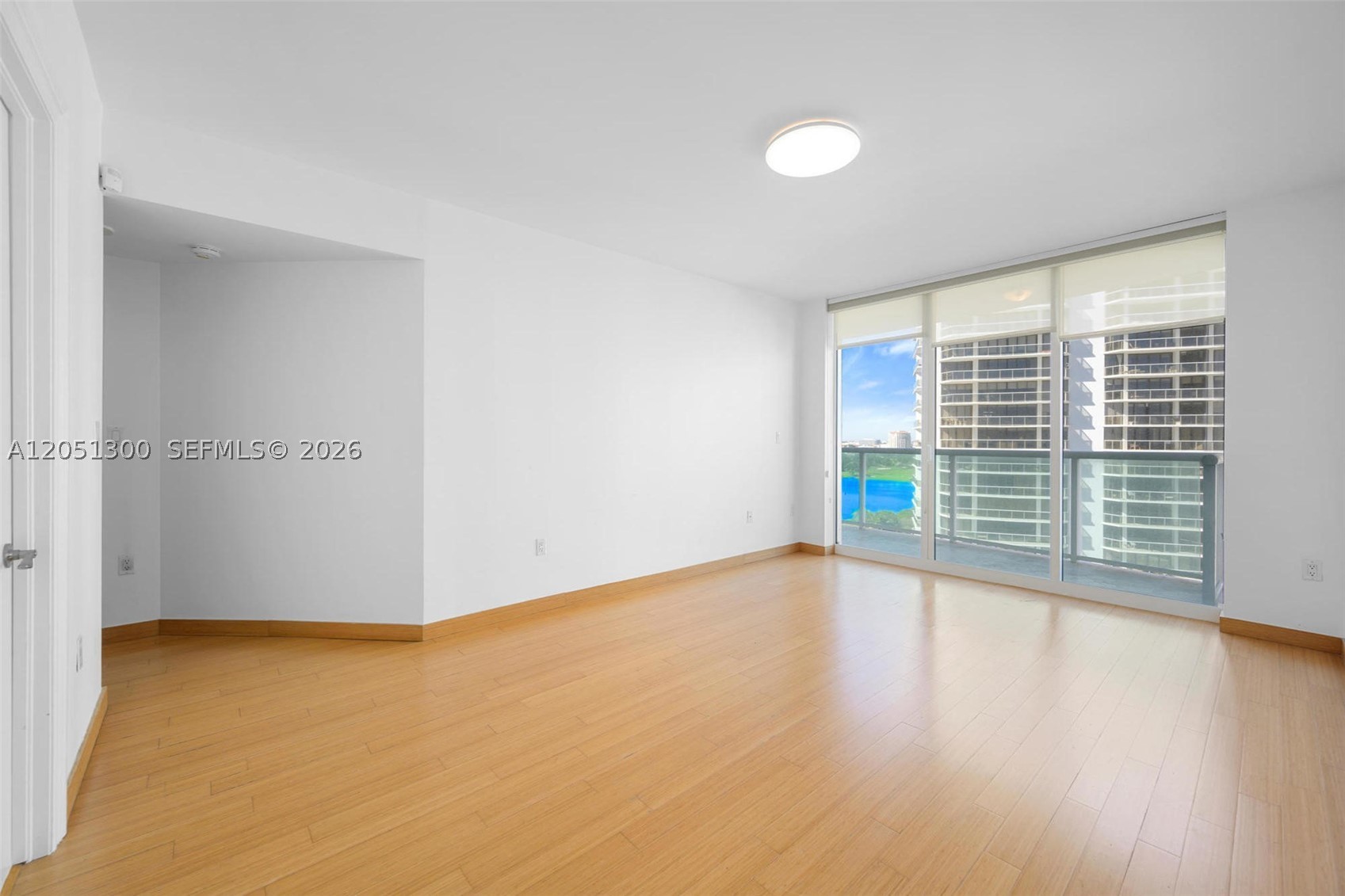 HAMPTONS SOUTH CONDO - Residential Lease