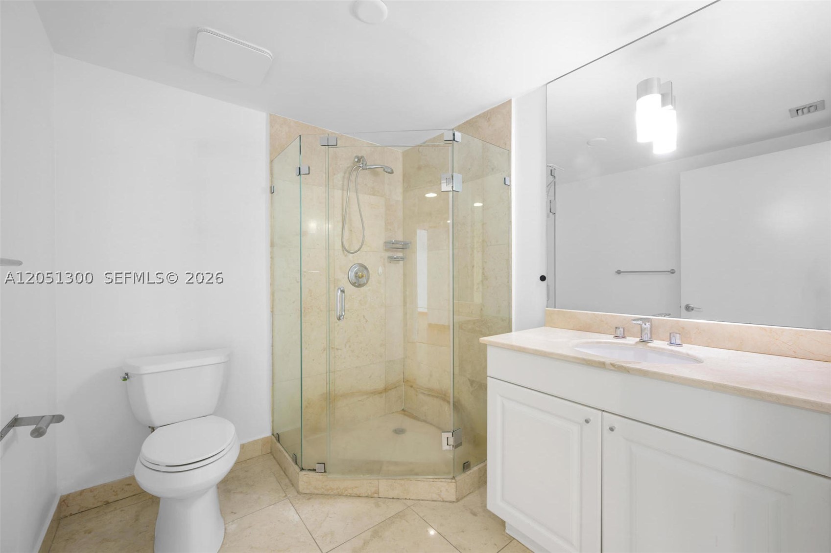 HAMPTONS SOUTH CONDO - Residential Lease