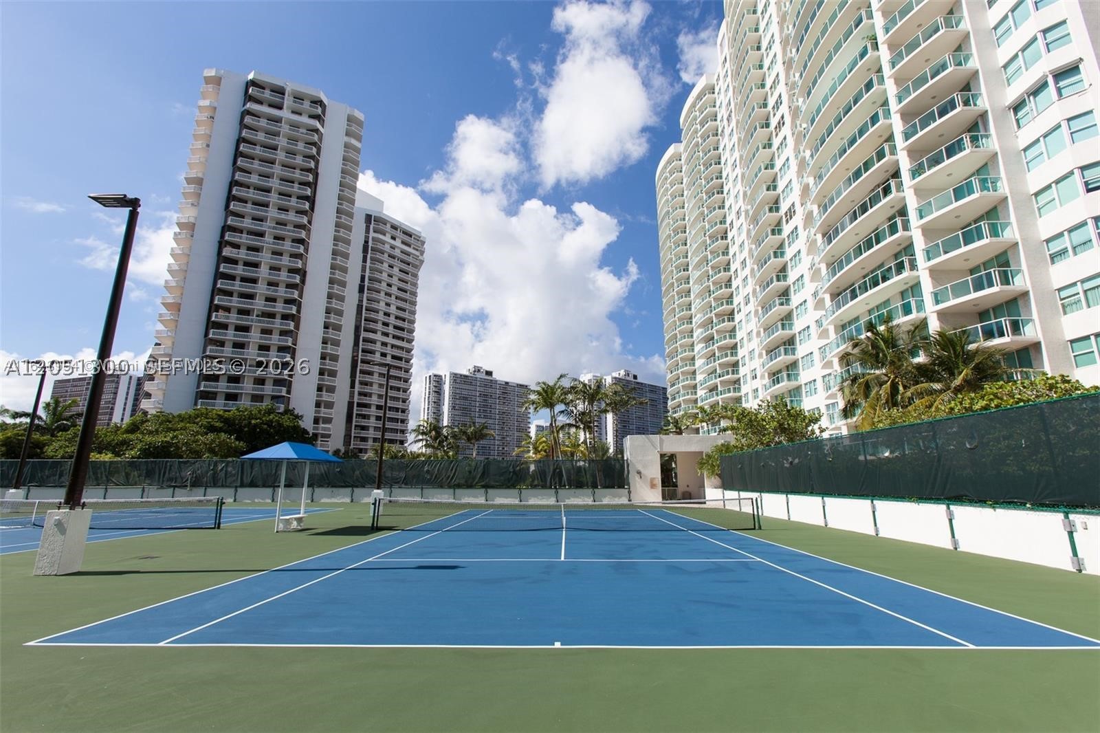 HAMPTONS SOUTH CONDO - Residential Lease