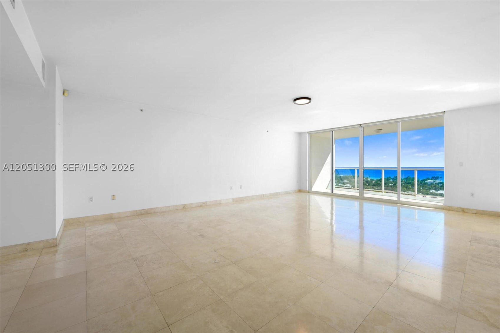 HAMPTONS SOUTH CONDO - Residential Lease