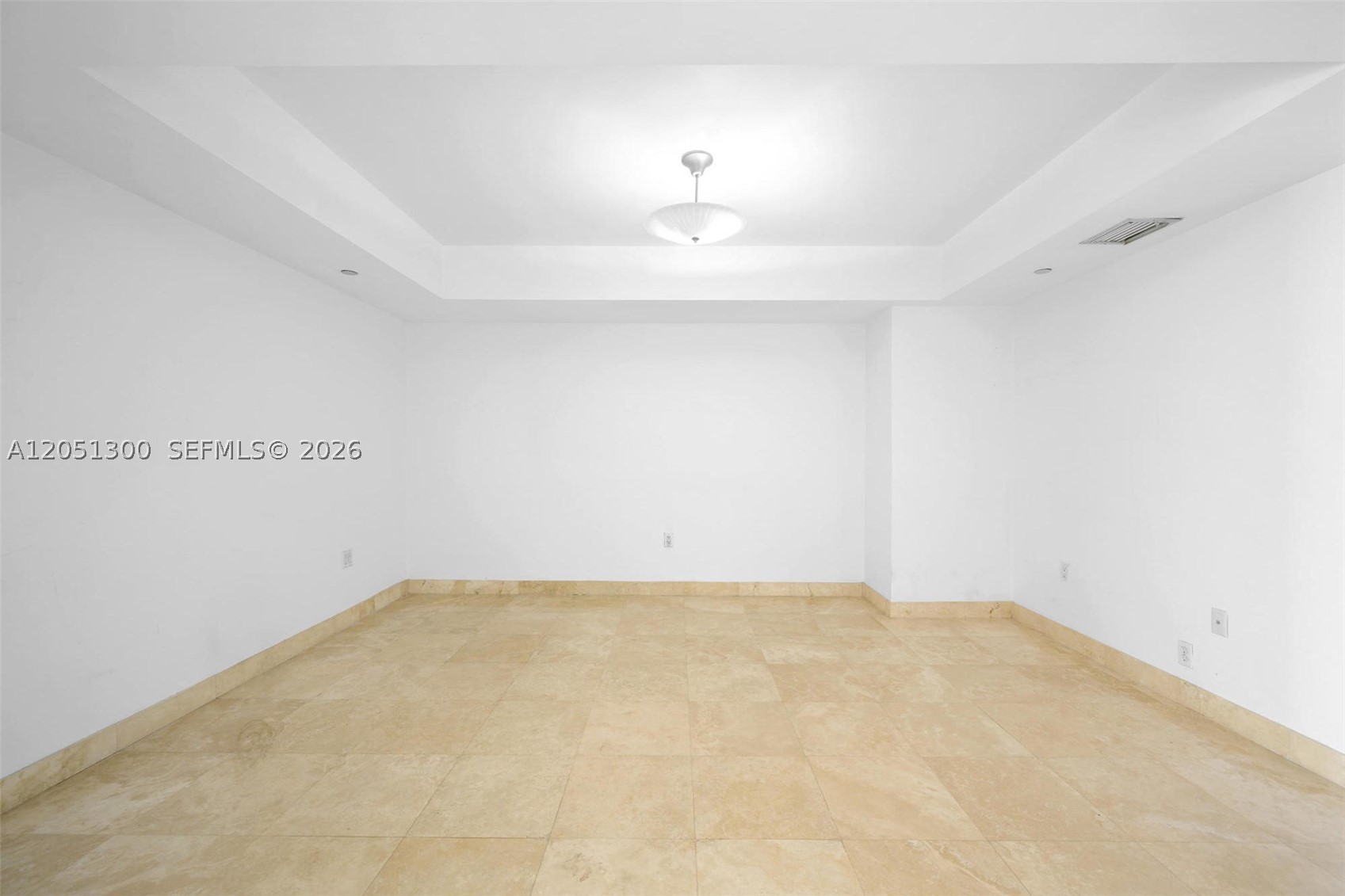 HAMPTONS SOUTH CONDO - Residential Lease