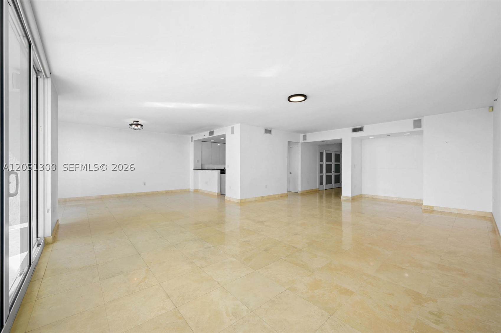 HAMPTONS SOUTH CONDO - Residential Lease