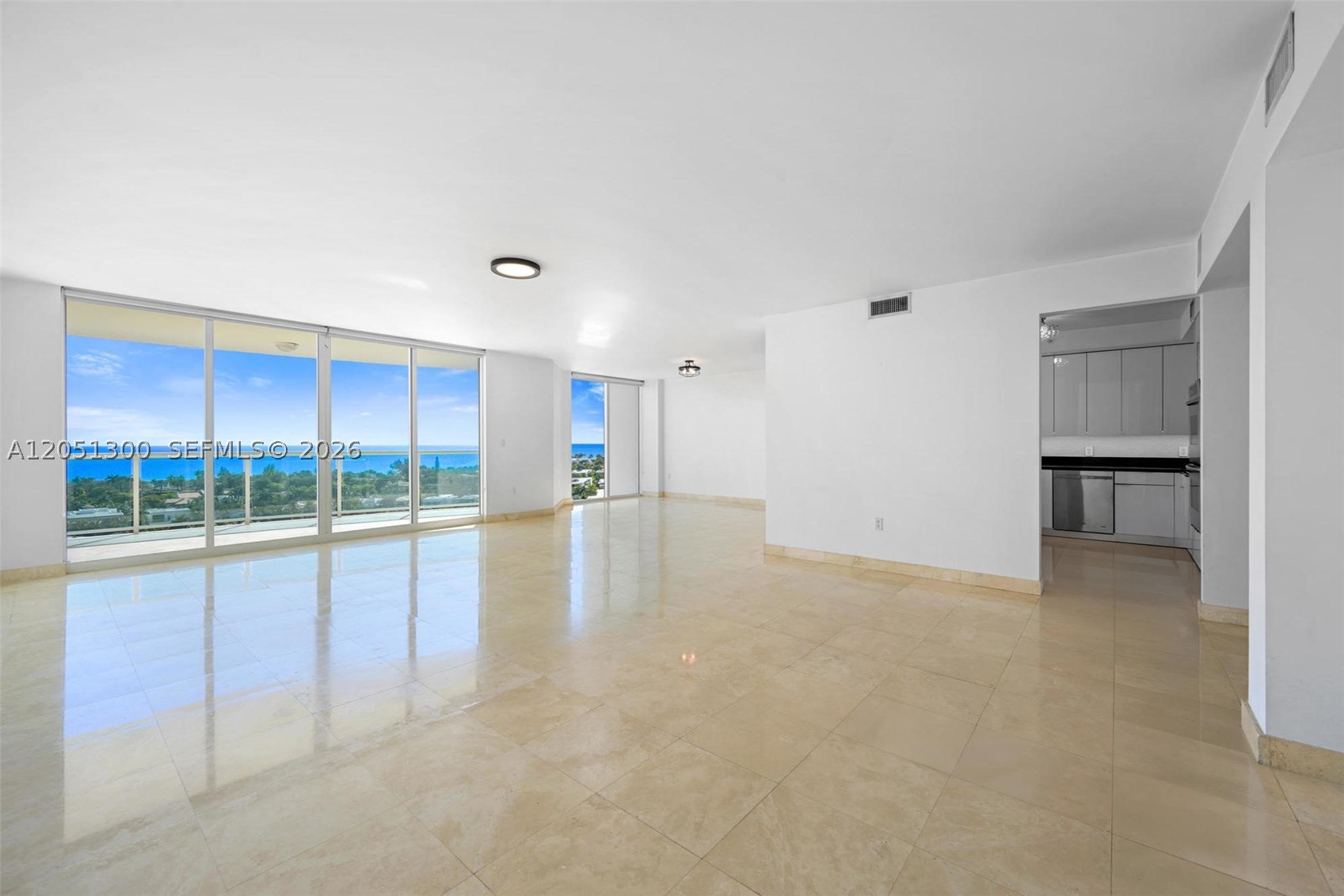 HAMPTONS SOUTH CONDO - Residential Lease