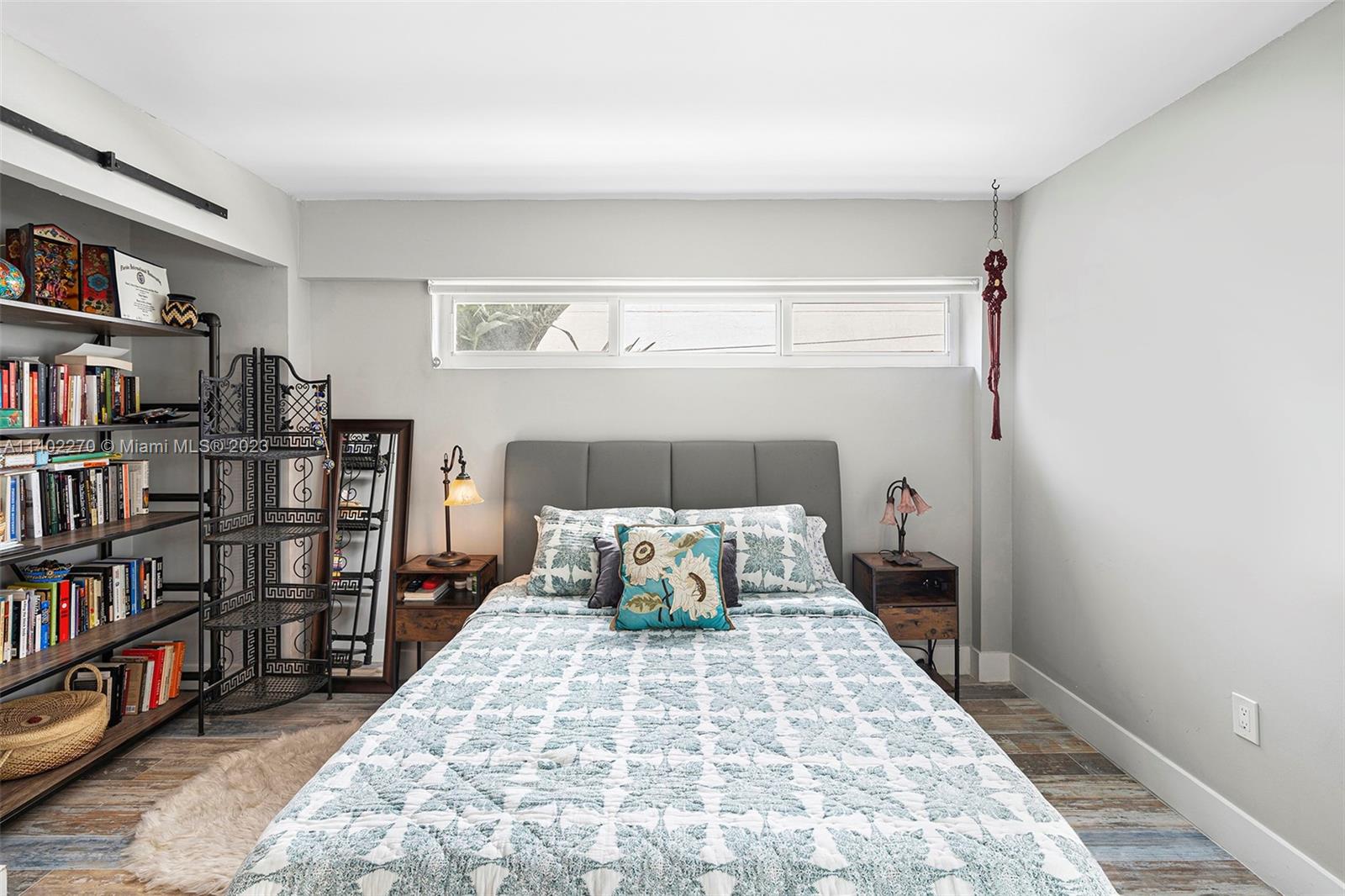 TWIN TOWERS CONDO - Residential Lease