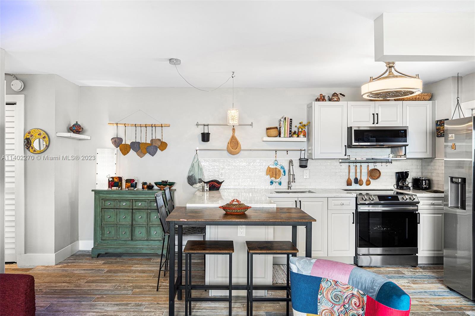 TWIN TOWERS CONDO - Residential Lease