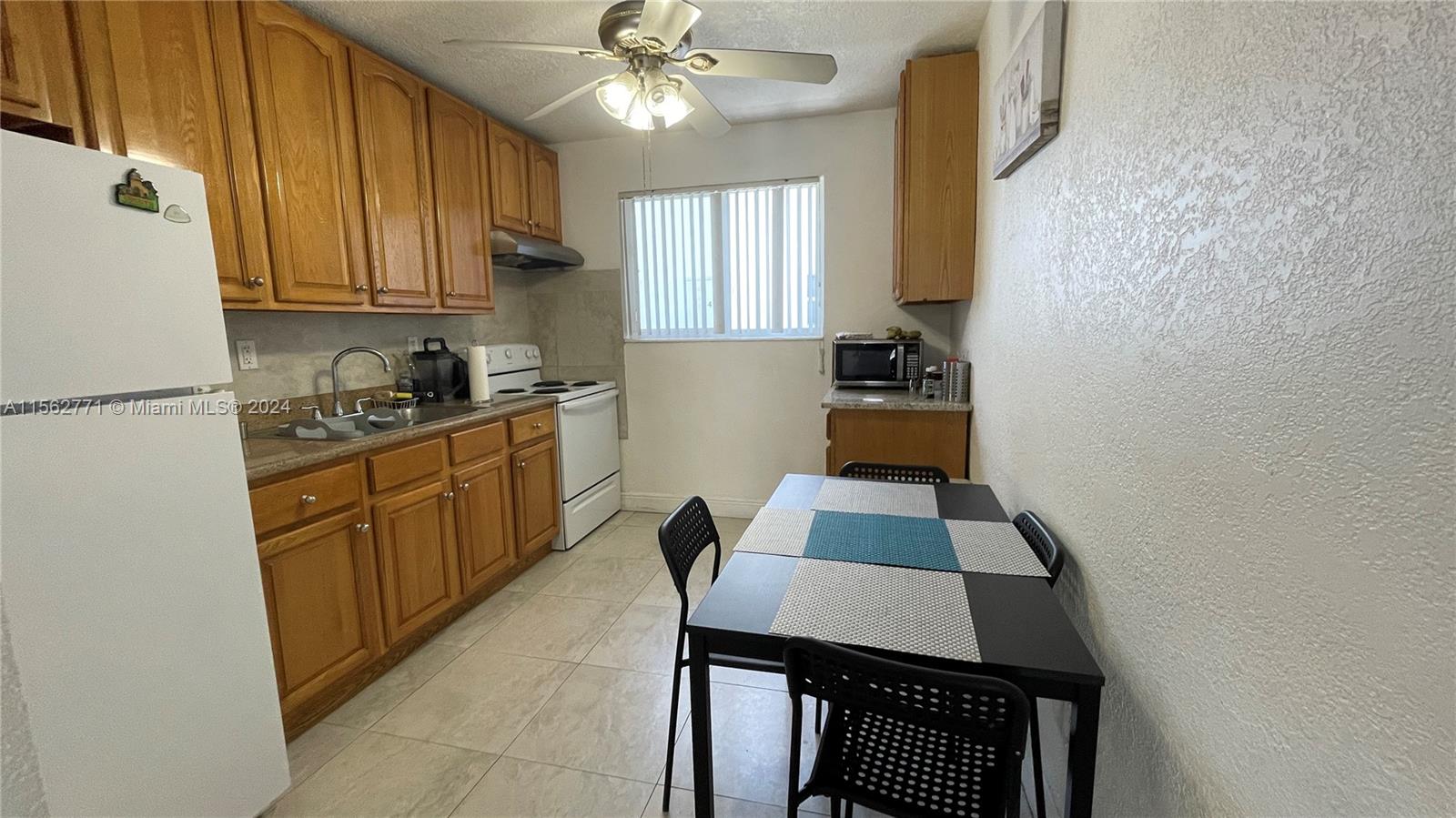 CITY OF MIAMI SOUTH - Residential Lease