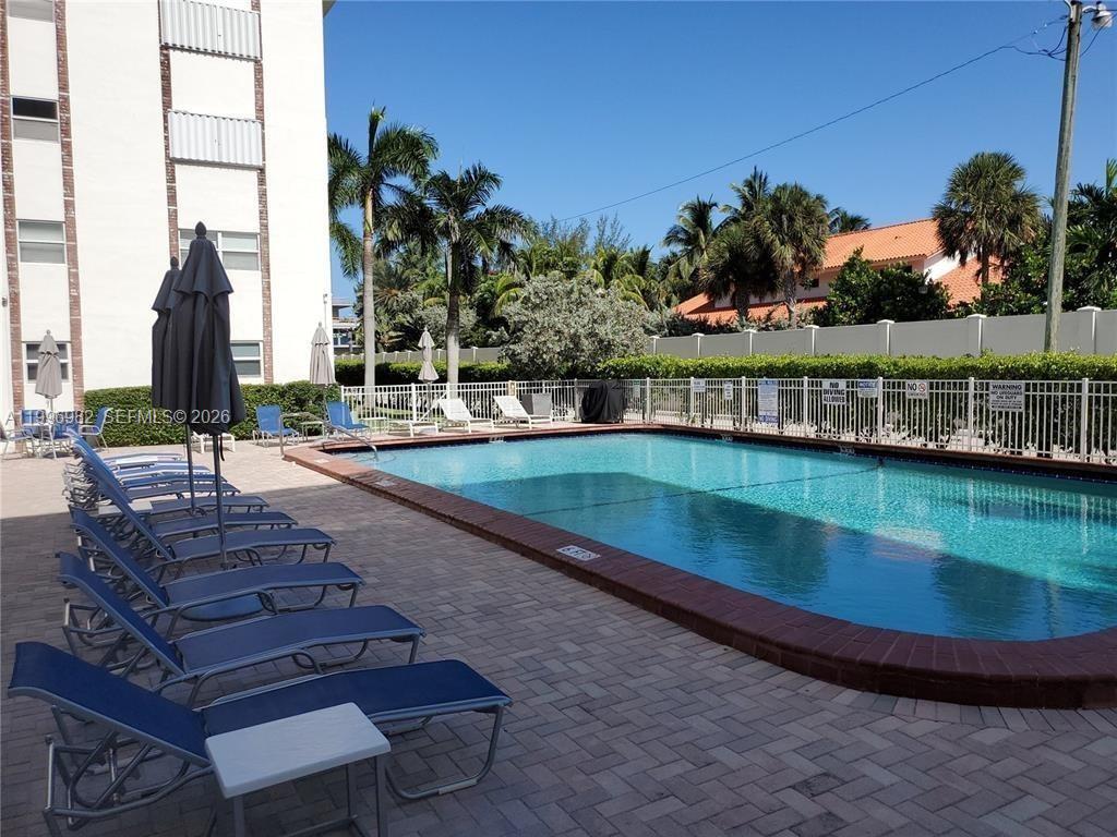 GOLDEN VIEW CONDO - Residential