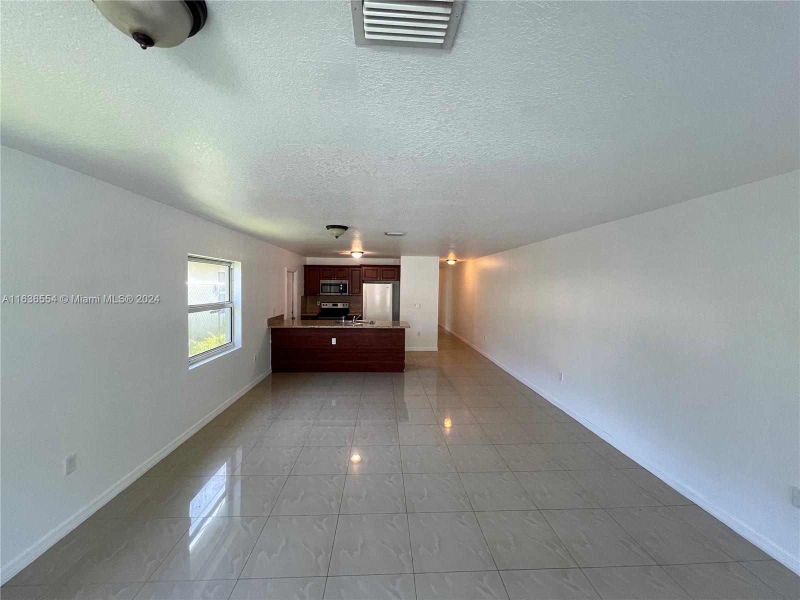BUENA VISTA GARDENS EXTEN - Residential Lease