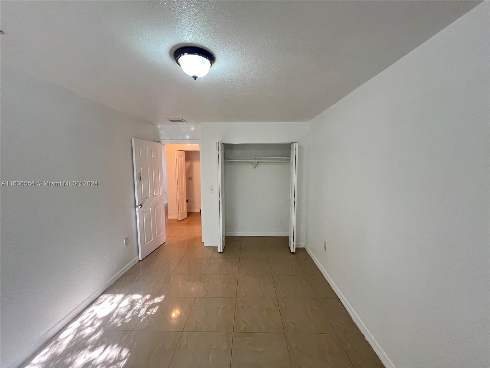 BUENA VISTA GARDENS EXTEN - Residential Lease