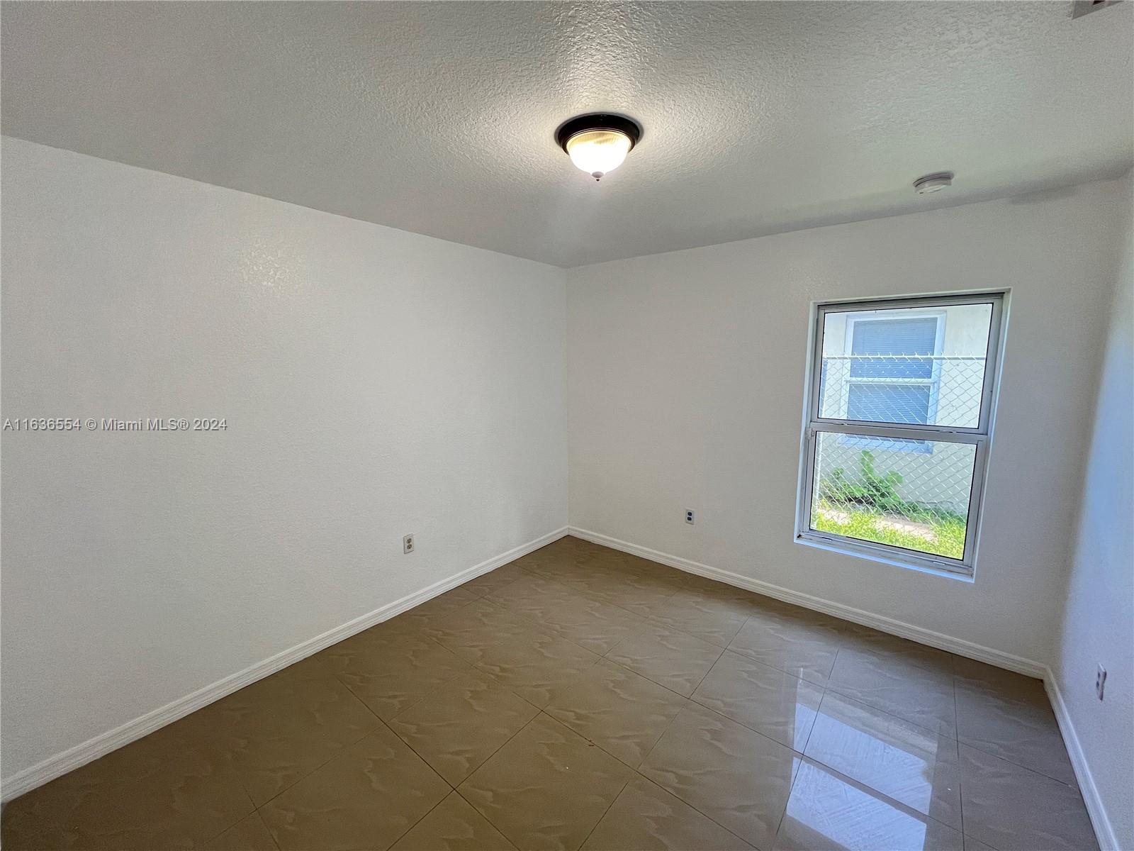 BUENA VISTA GARDENS EXTEN - Residential Lease