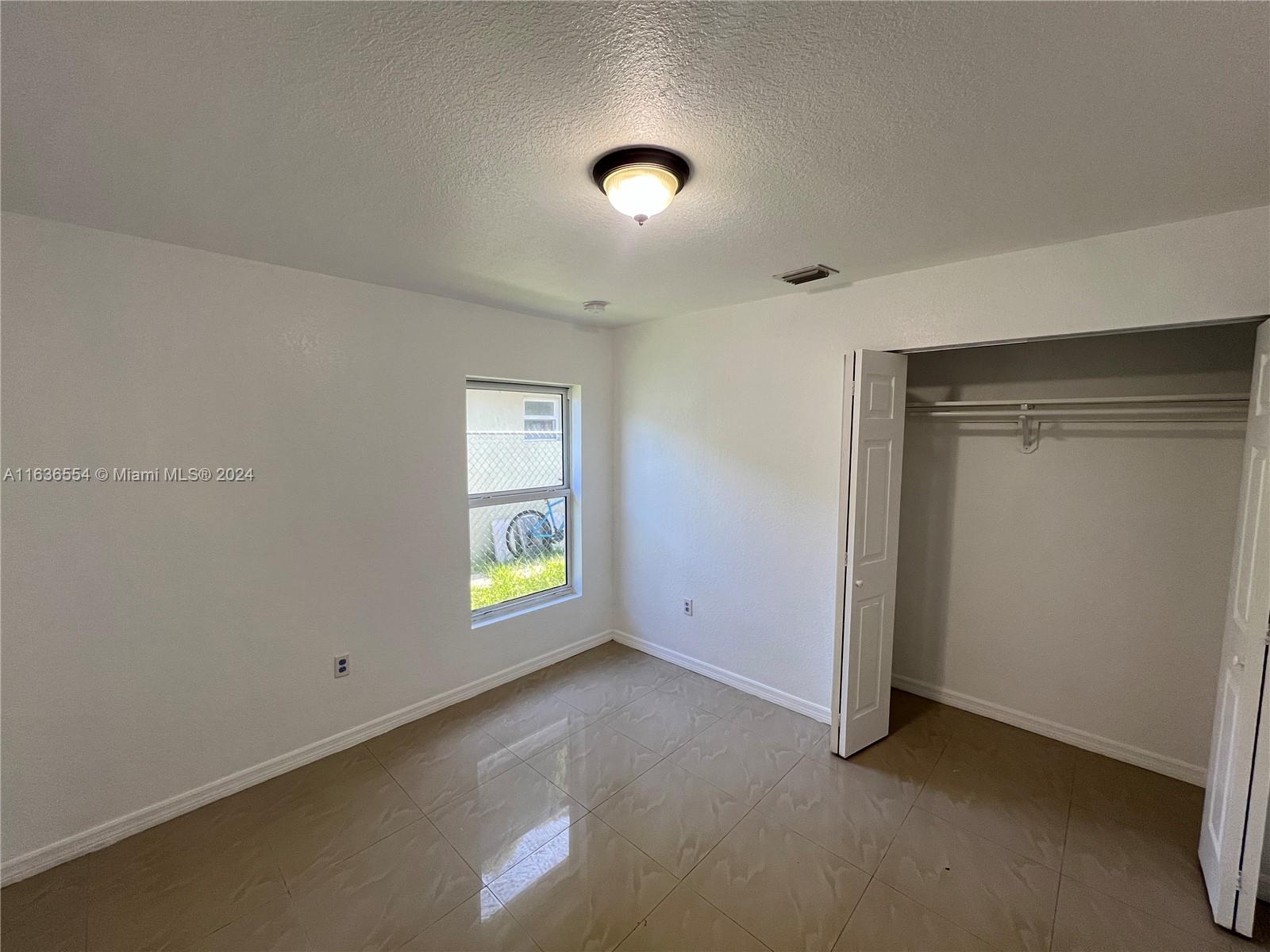 BUENA VISTA GARDENS EXTEN - Residential Lease