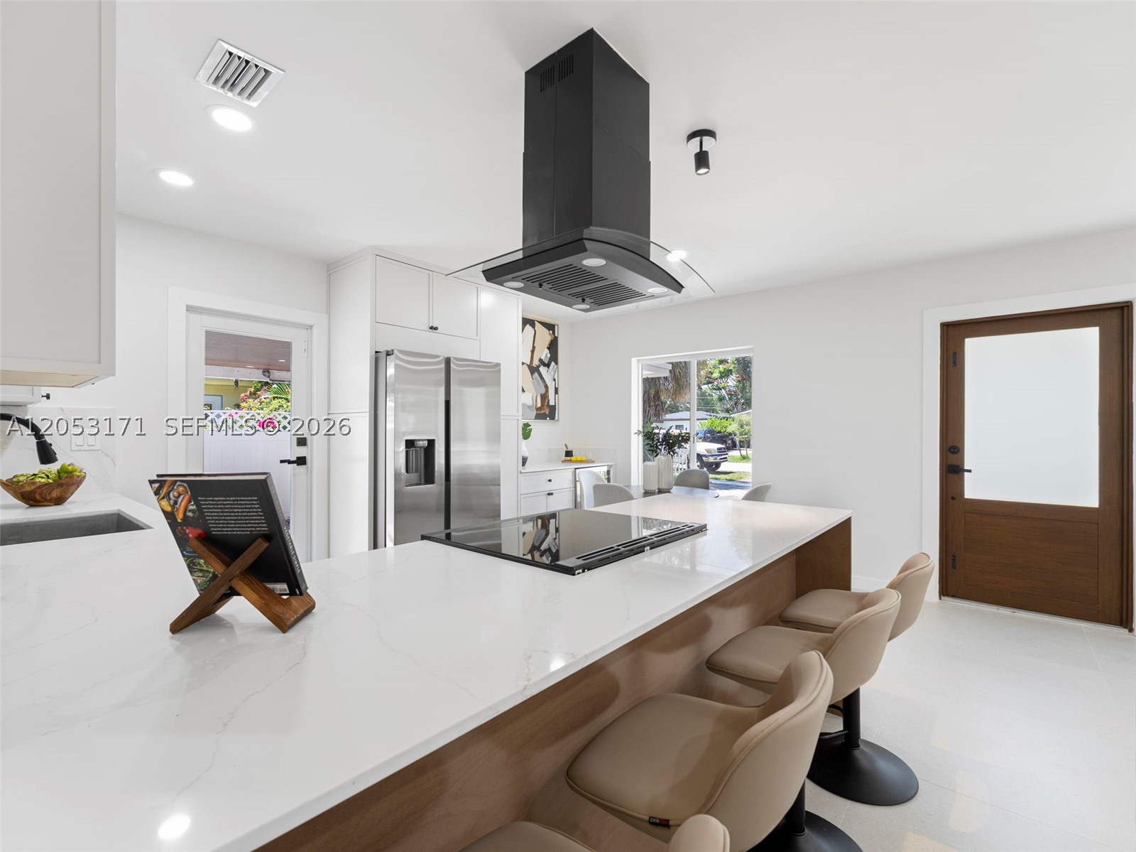 BANYAN GROVE - Residential