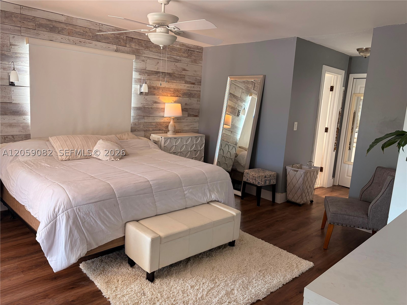 BOCA RATON SQUARE UNIT 19 - Residential