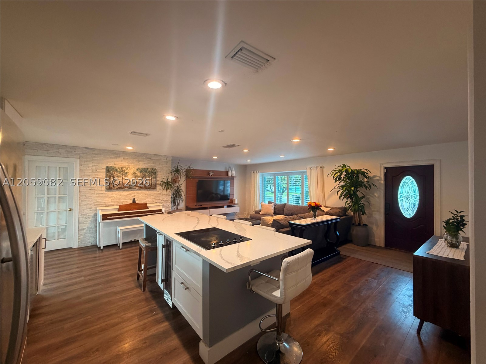 BOCA RATON SQUARE UNIT 19 - Residential