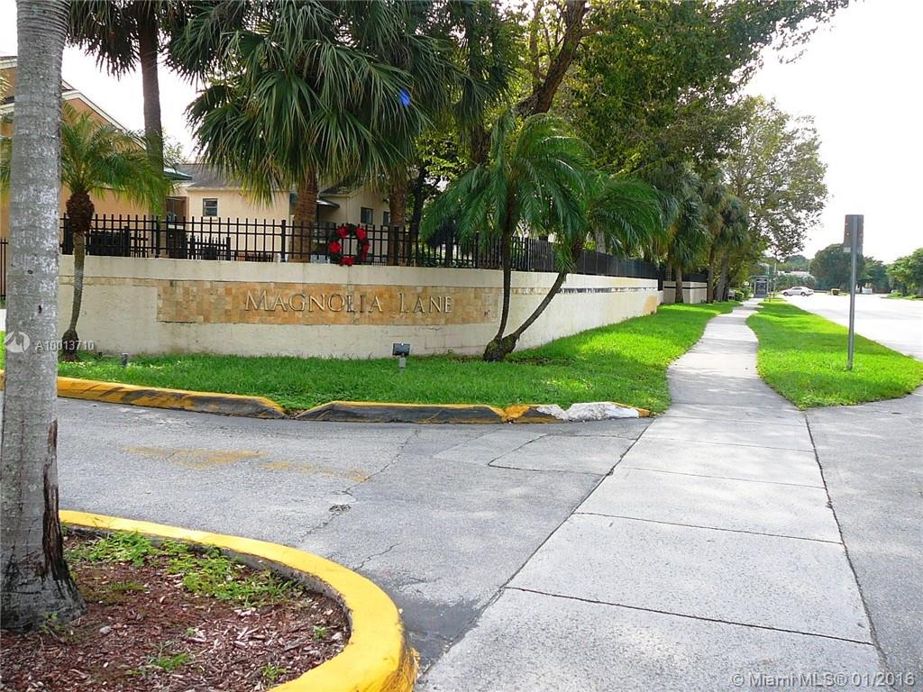 Ready to Move-in. Beautiful apartment in Magnolia Lane Community. Corner unit,  located on first floor. 2 Bedrooms and 1 1/2 Bathroom. Walk in Closet.  Wood Laminate throughout the property. Updated Bathroom and Kitchen. Wood  Cabinets, Knock Down Texture. Glass Door on Bath. Titan Water Heater.  Appliances 4 years old. Exterior a/c unit was change on Sept 2014.