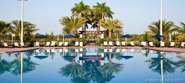 SILVER PALM EAST SEC FOUR - Residential