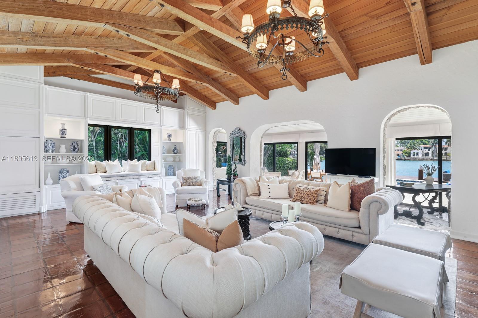 HIBISCUS ISLAND - Residential