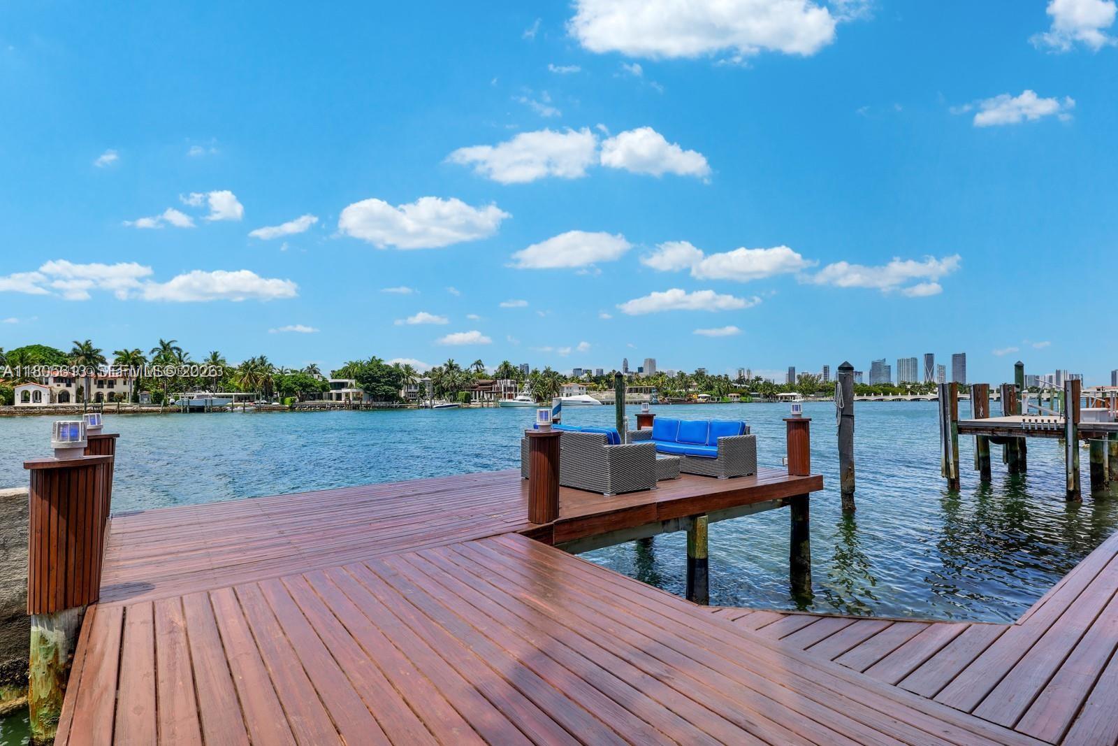 HIBISCUS ISLAND - Residential