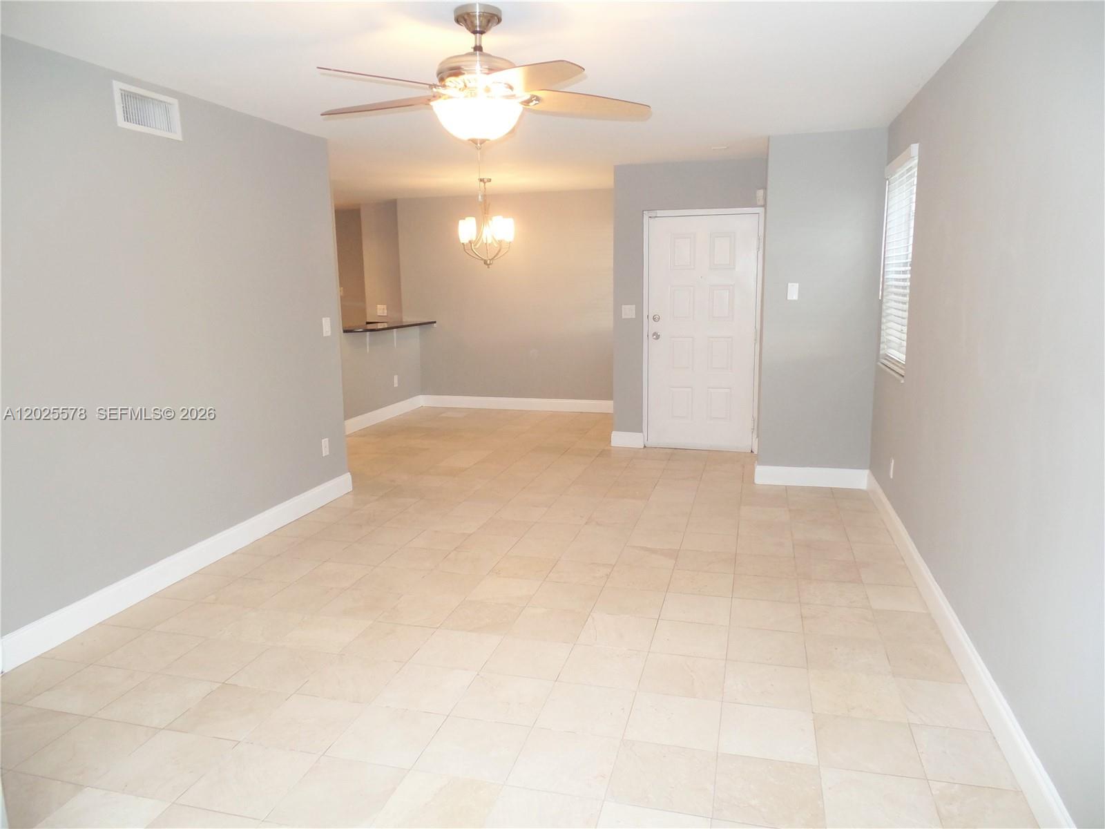 LAKEVIEW CLUB CONDO - Residential Lease