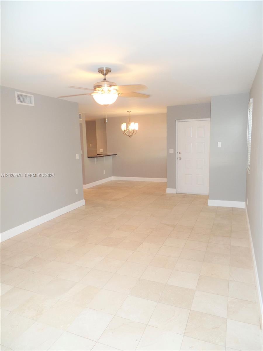 LAKEVIEW CLUB CONDO - Residential Lease